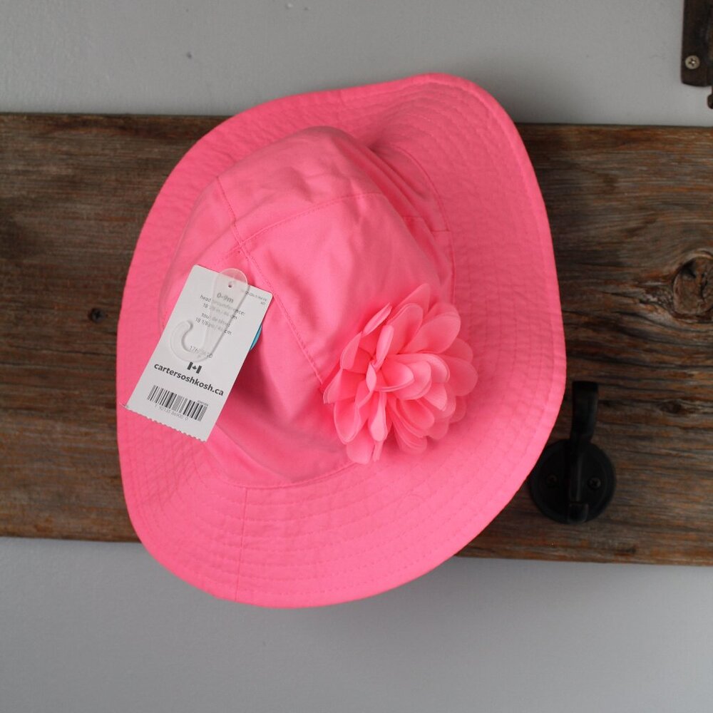 Carter's size 0-9M Bright Pink Flower Sun Hat